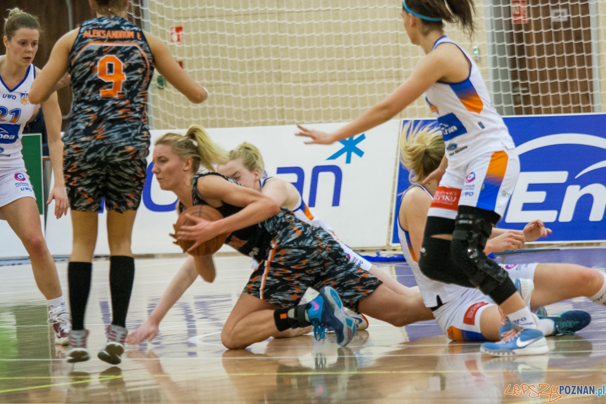 Enea AZS Poznań - UKS Basket SMS Aleksandrów Łódzki Foto: © lepszyPOZNAN.pl / Karolina Kiraga Enea AZS Poznań - UKS Basket SMS Aleksandrów Łódzki Foto: © lepszyPOZNAN.pl / Karolina Kiraga