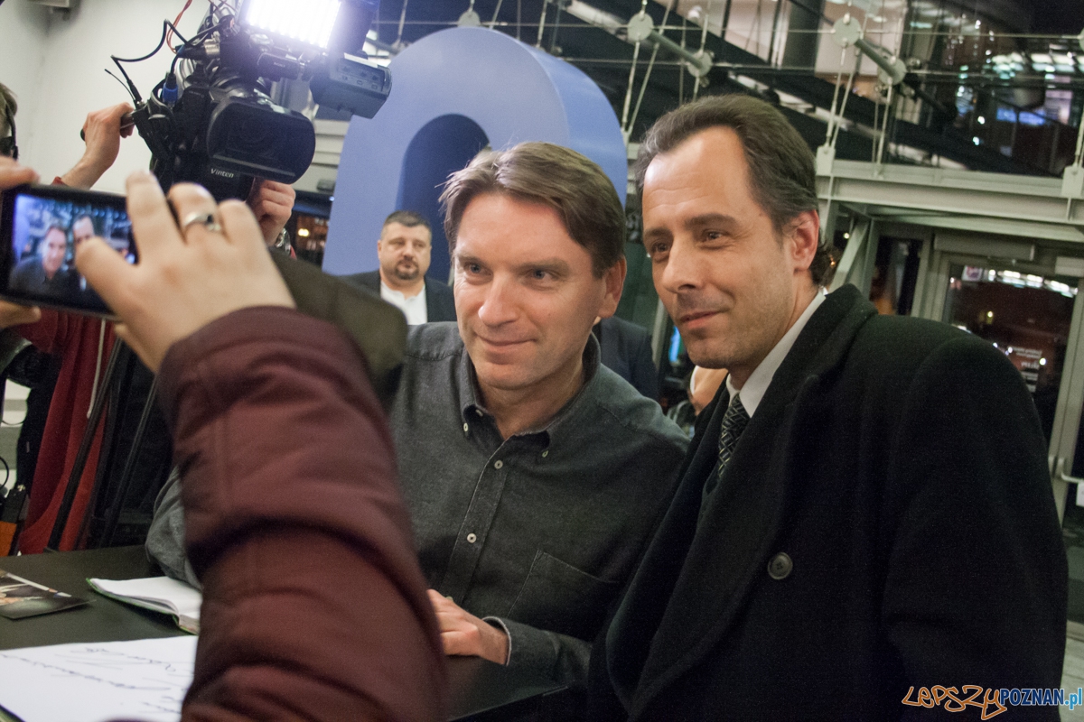 Tomasz Lis w empiku (15.03.2016) Foto: © lepszyPOZNAN.pl / Karolina Kiraga Tomasz Lis w empiku (15.03.2016) Foto: © lepszyPOZNAN.pl / Karolina Kiraga