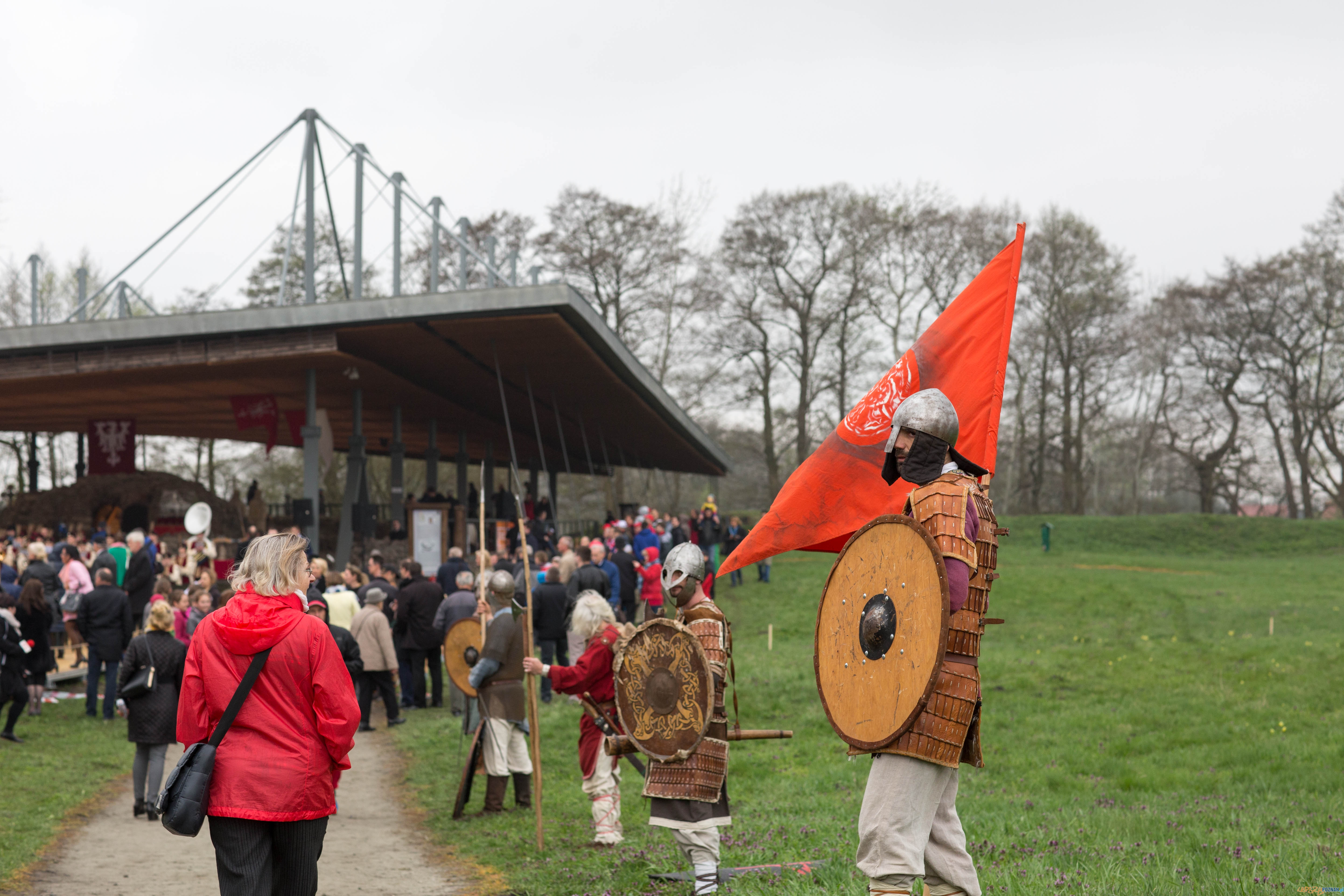 1050-lecie Chrztu Polski - uroczystości na Ostrowie Lednickim Foto: lepszyPOZNAN.pl / Katarzyna Stawecka 1050-lecie Chrztu Polski - uroczystości na Ostrowie Lednickim Foto: lepszyPOZNAN.pl / Katarzyna Stawecka