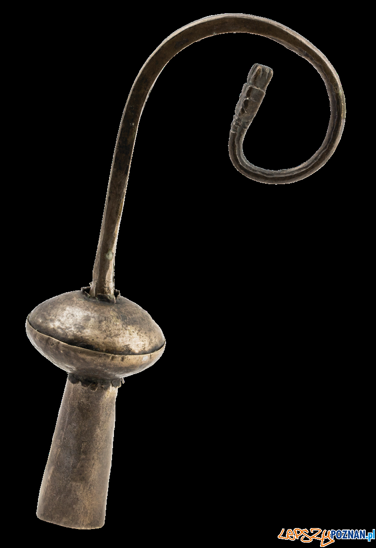 Krzywaśń pastorału, 2 poł. XII- pocz. XIII w. Katedra poznańska Foto: P. Silska / Muzeum Archeologiczne Krzywaśń pastorału, 2 poł. XII- pocz. XIII w. Katedra poznańska Foto: P. Silska / Muzeum Archeologiczne