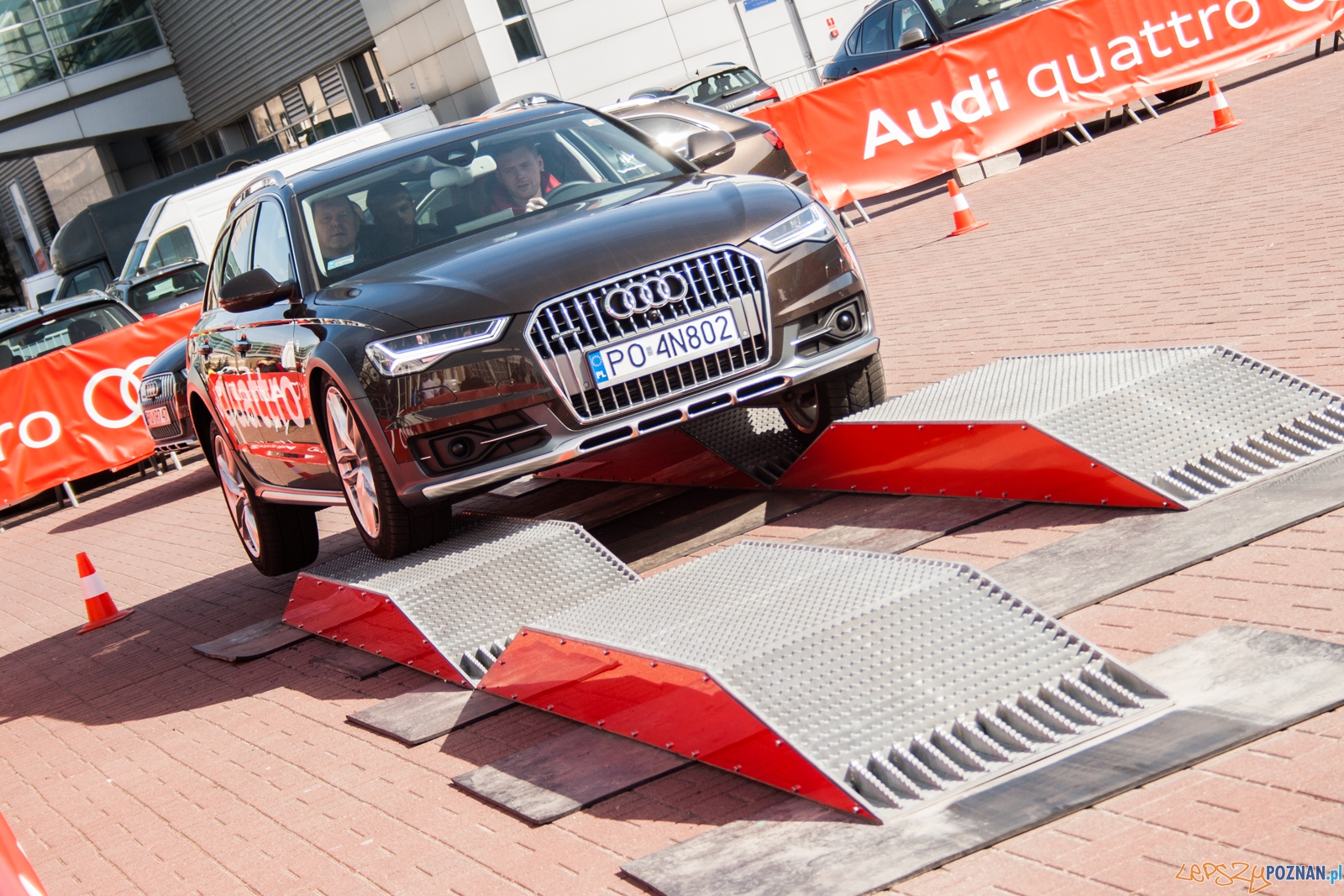 Motor Show 2016 (2.04.2016) Foto: © lepszyPOZNAN.pl / Karolina Kiraga Motor Show 2016 (2.04.2016) Foto: © lepszyPOZNAN.pl / Karolina Kiraga