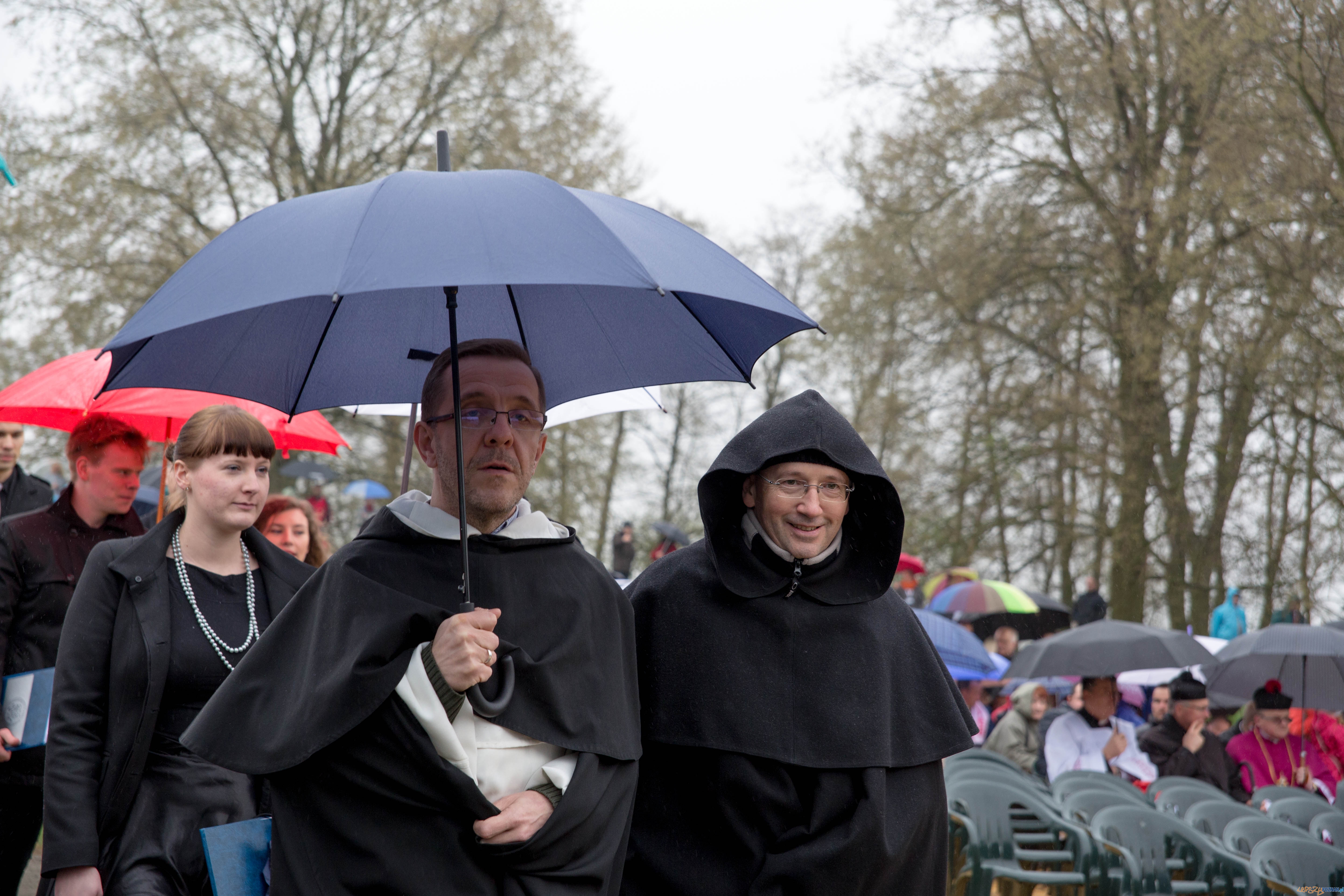 1050-lecie Chrztu Polski - uroczystości na Ostrowie Lednickim Foto: lepszyPOZNAN.pl / Katarzyna Stawecka 1050-lecie Chrztu Polski - uroczystości na Ostrowie Lednickim Foto: lepszyPOZNAN.pl / Katarzyna Stawecka