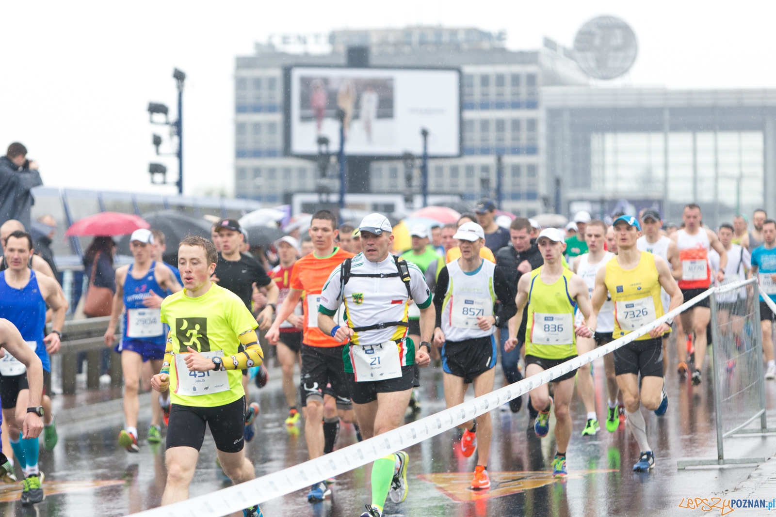 9. Poznań Półmaraton Foto: lepszyPOZNAN.pl / Piotr Rychter 9. Poznań Półmaraton Foto: lepszyPOZNAN.pl / Piotr Rychter