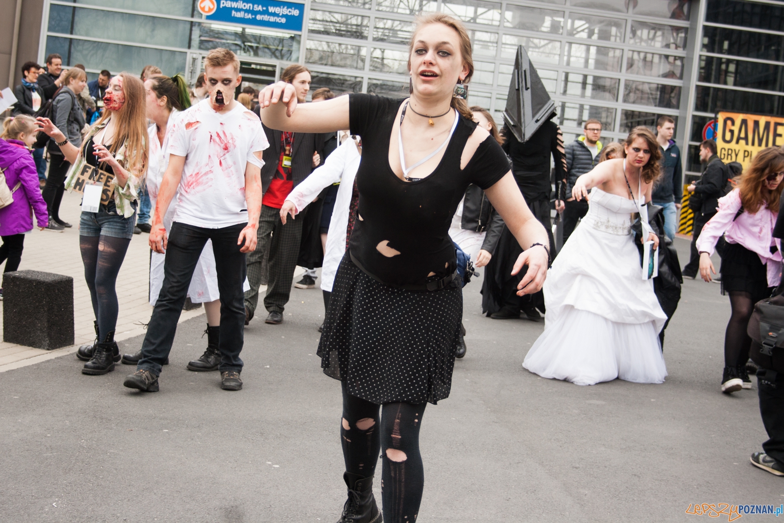 Pyrkon 2016 (9.04.2016) zombie Foto: © lepszyPOZNAN.pl / Karolina Kiraga Pyrkon 2016 (9.04.2016) zombie Foto: © lepszyPOZNAN.pl / Karolina Kiraga