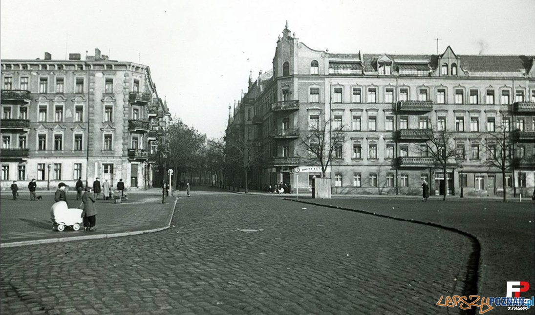 Rynek Łazarski 1950-60  Foto: fotopolska