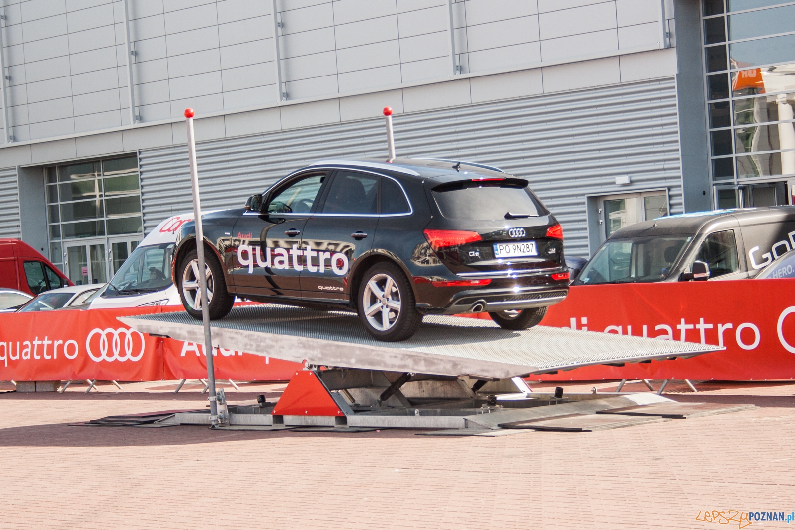 Motor Show 2016 (2.04.2016) Foto: © lepszyPOZNAN.pl / Karolina Kiraga Motor Show 2016 (2.04.2016) Foto: © lepszyPOZNAN.pl / Karolina Kiraga