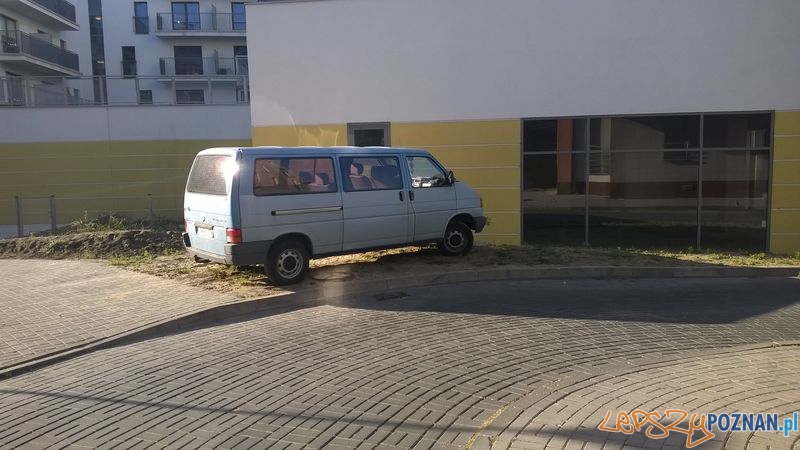 Parkowanie Szyperska Foto: Parkowanie Szyperska Foto: