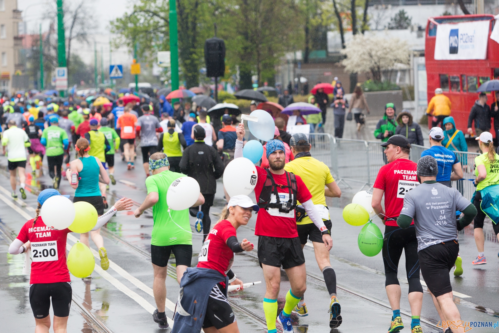 9. Poznań Półmaraton Foto: lepszyPOZNAN.pl / Piotr Rychter 9. Poznań Półmaraton Foto: lepszyPOZNAN.pl / Piotr Rychter