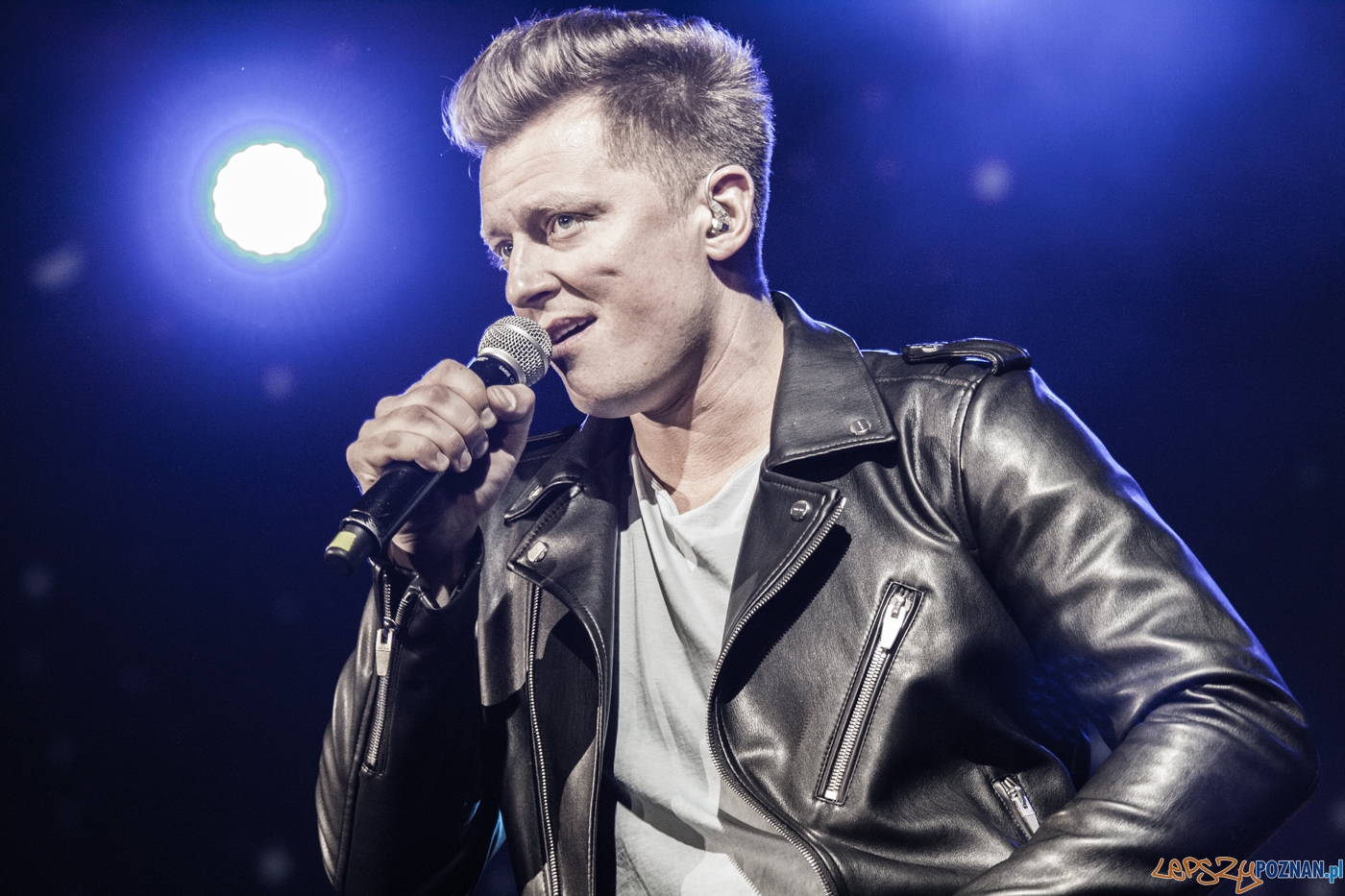 U2 symfonicznie - Rafał Brzozowski (24.04.2016) Sala Ziemi Foto: © lepszyPOZNAN.pl / Karolina Kiraga U2 symfonicznie - Rafał Brzozowski (24.04.2016) Sala Ziemi Foto: © lepszyPOZNAN.pl / Karolina Kiraga