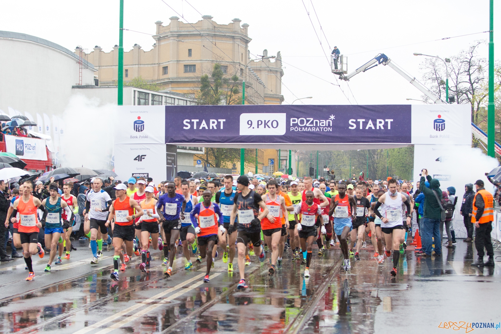 9. Poznań Półmaraton Foto: lepszyPOZNAN.pl / Piotr Rychter 9. Poznań Półmaraton Foto: lepszyPOZNAN.pl / Piotr Rychter