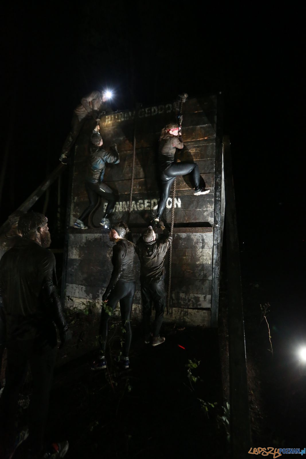 Nocny Runmaggedon (22) Foto: Igor Kohutnicki ADHD Foto Nocny Runmaggedon (22) Foto: Igor Kohutnicki ADHD Foto