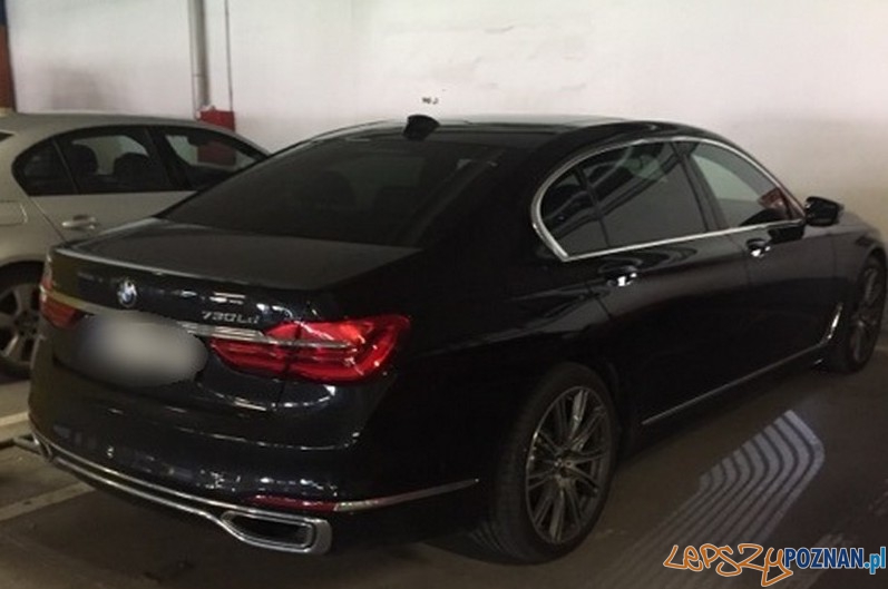 Odzyskano skradzione samochody (w częściach) Foto: KWP w Poznaniu Odzyskano skradzione samochody (w częściach) Foto: KWP w Poznaniu