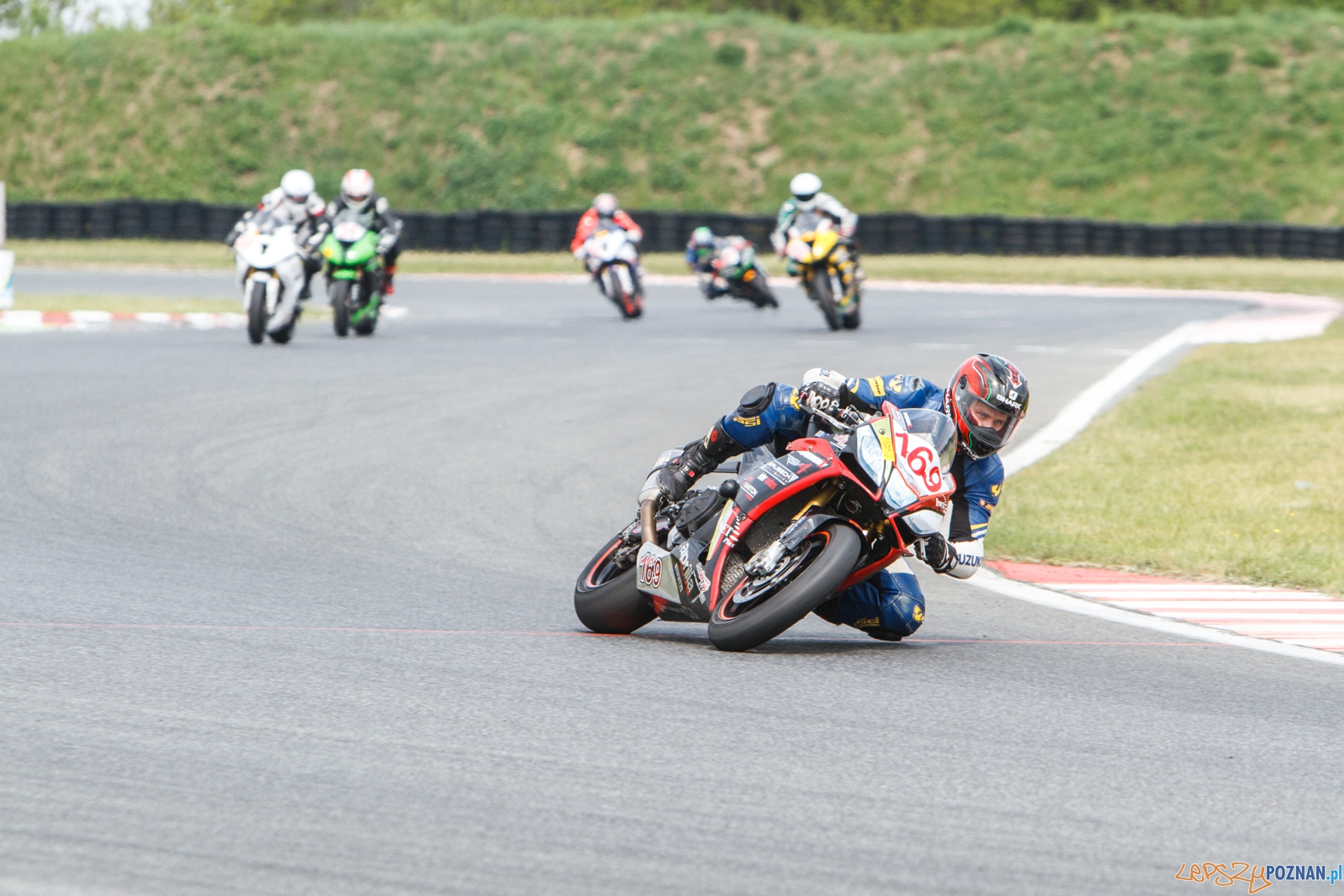 Wyścigowe Motocyklowe Mistrzostwa Polski runda 1 - Poznań 21.0 Foto: LepszyPOZNAN.pl / Paweł Rychter Wyścigowe Motocyklowe Mistrzostwa Polski runda 1 - Poznań 21.0 Foto: LepszyPOZNAN.pl / Paweł Rychter