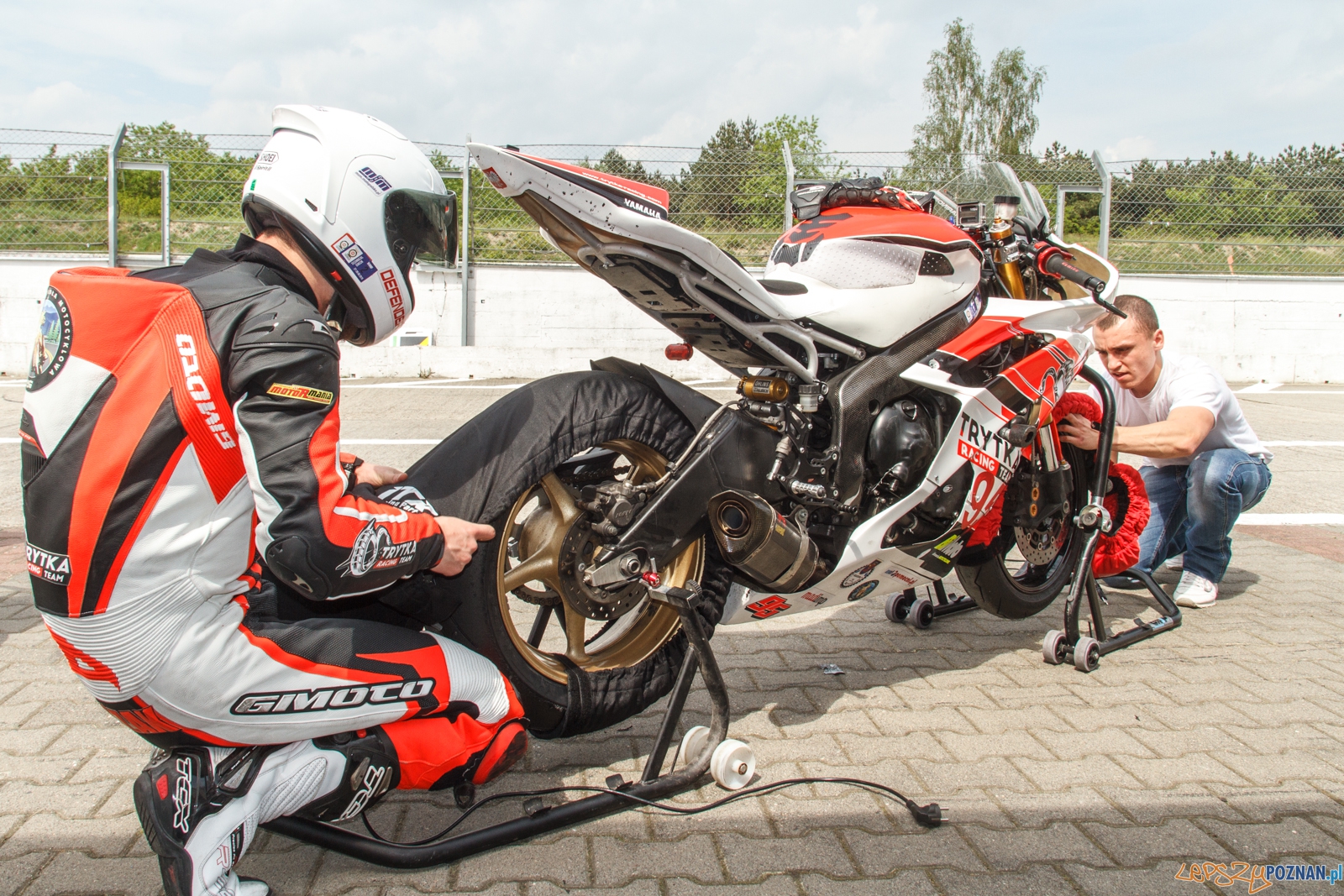 Wyścigowe Motocyklowe Mistrzostwa Polski runda 1 - Poznań 21.0 Foto: LepszyPOZNAN.pl / Paweł Rychter Wyścigowe Motocyklowe Mistrzostwa Polski runda 1 - Poznań 21.0 Foto: LepszyPOZNAN.pl / Paweł Rychter