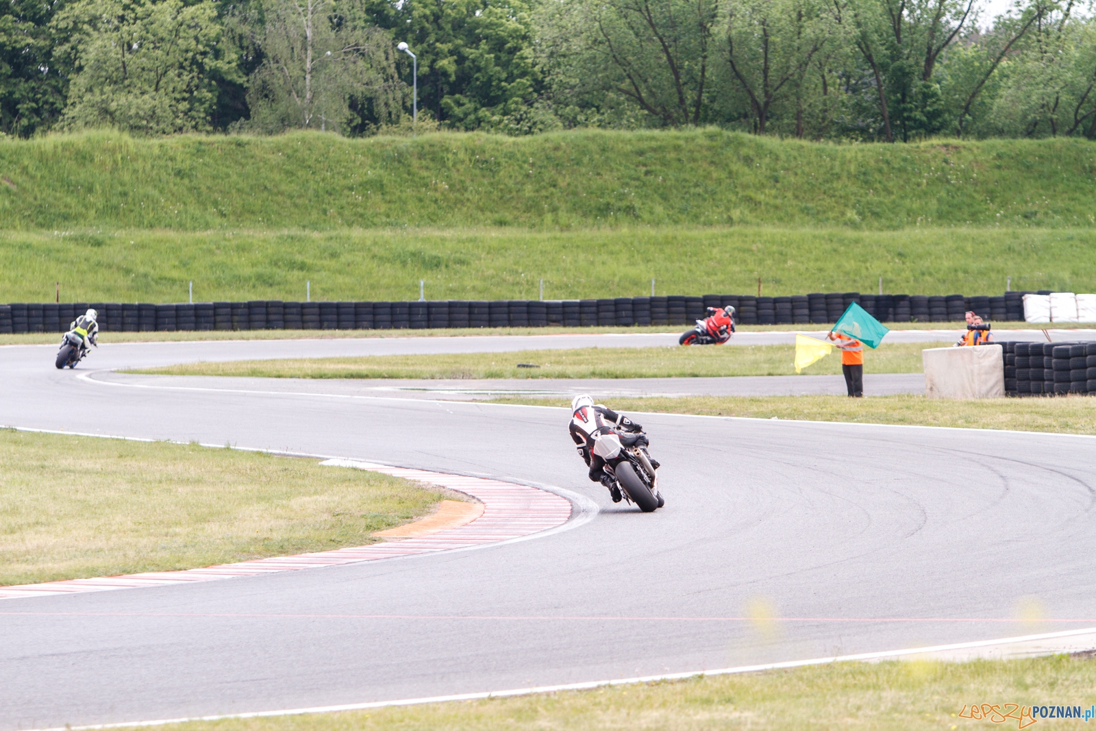 Wyścigowe Motocyklowe Mistrzostwa Polski runda 1 - Poznań 21.0 Foto: LepszyPOZNAN.pl / Paweł Rychter Wyścigowe Motocyklowe Mistrzostwa Polski runda 1 - Poznań 21.0 Foto: LepszyPOZNAN.pl / Paweł Rychter