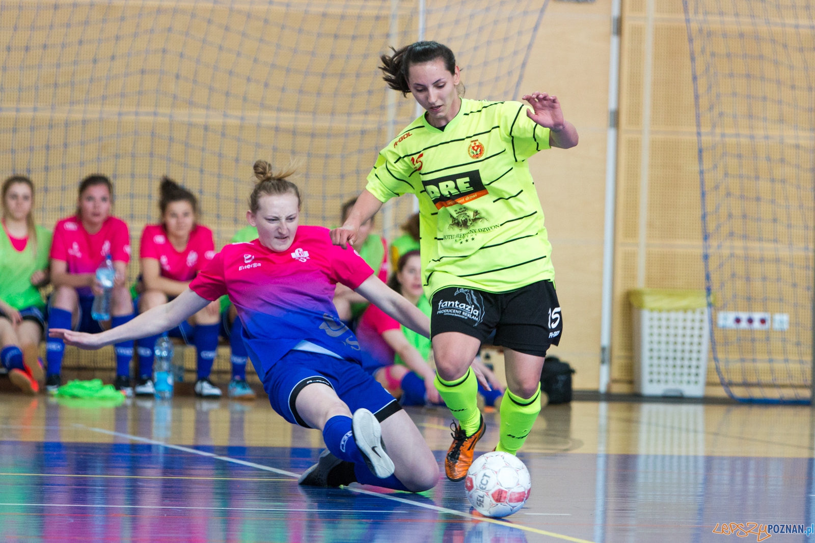 I Międzynarodowy Turniej w Futsalu Kobiet Foto: lepszyPOZNAN.pl / Piotr Rychter I Międzynarodowy Turniej w Futsalu Kobiet Foto: lepszyPOZNAN.pl / Piotr Rychter