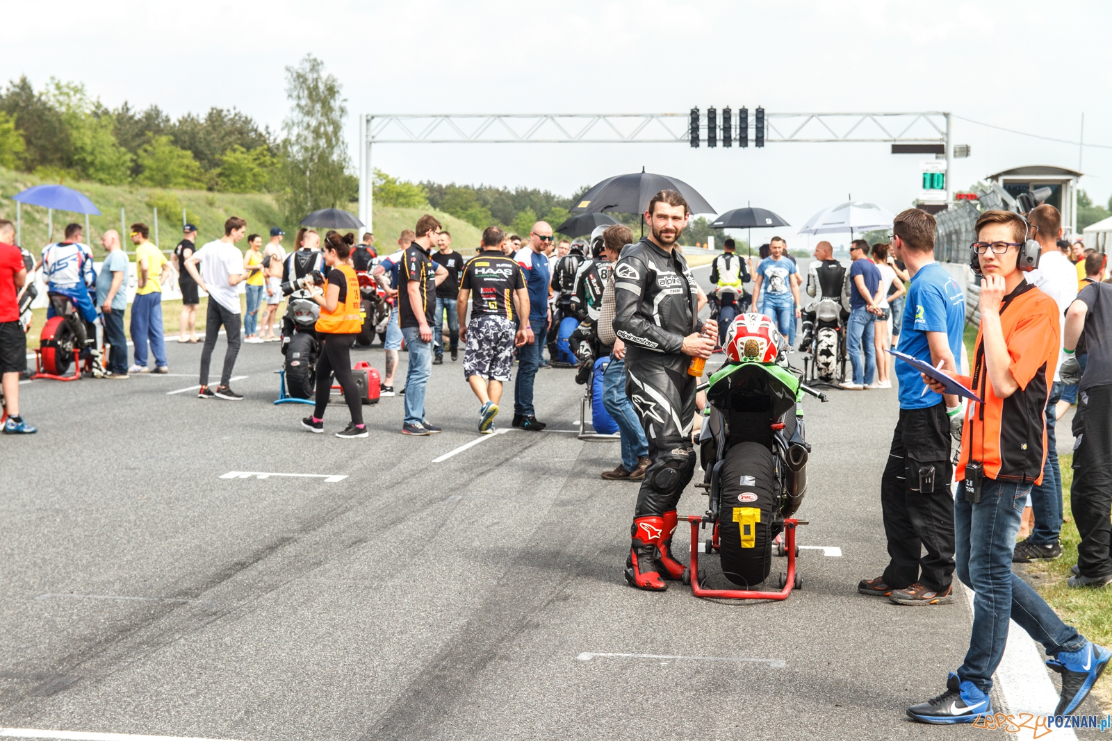 Wyścigowe Motocyklowe Mistrzostwa Polski runda 1 - Poznań 21.0 Foto: LepszyPOZNAN.pl / Paweł Rychter Wyścigowe Motocyklowe Mistrzostwa Polski runda 1 - Poznań 21.0 Foto: LepszyPOZNAN.pl / Paweł Rychter