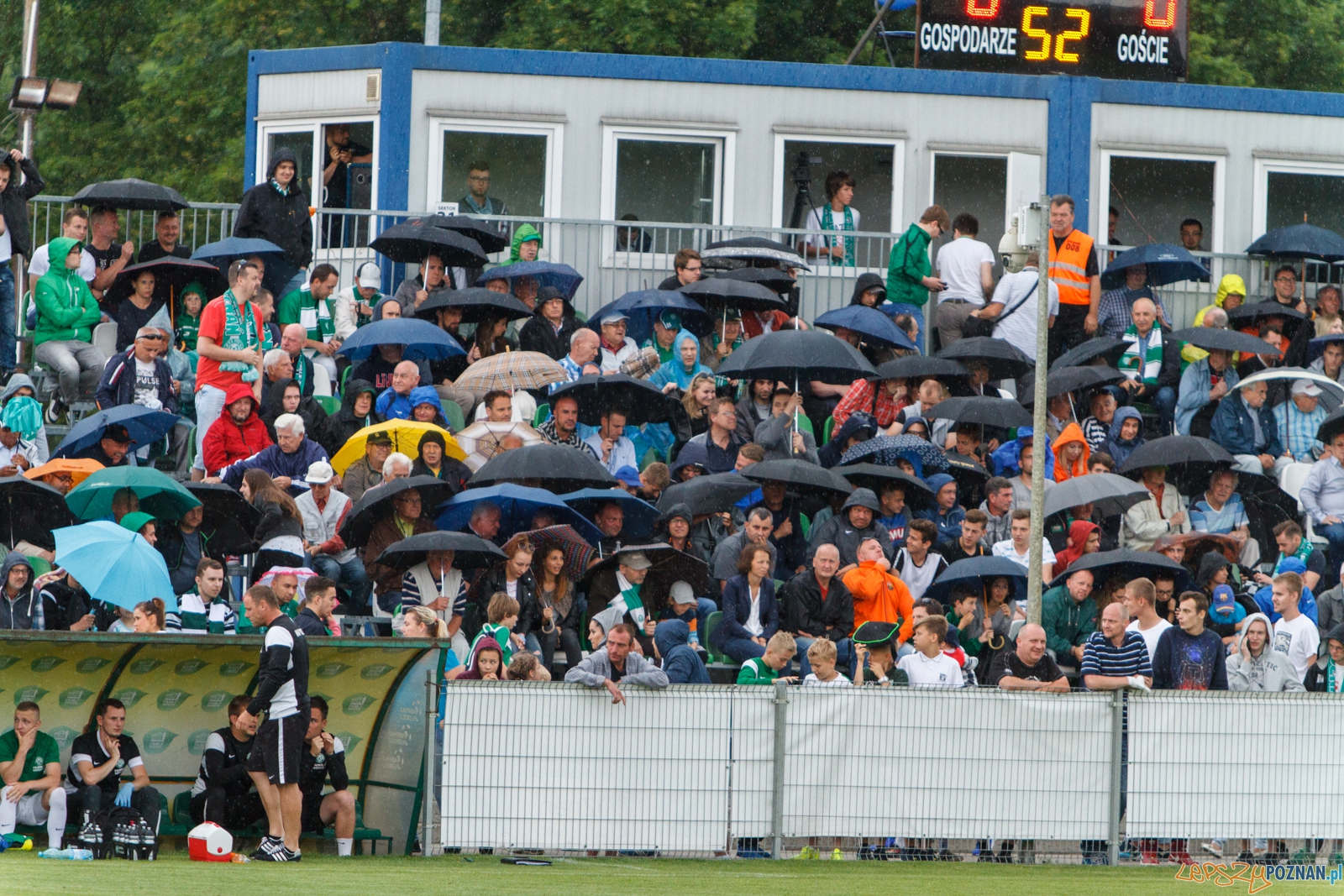 Pilka nozna. II liga. Warta Poznan - Garbarnia Krakow. 15.06.2016 Foto: Pawel Rychter Pilka nozna. II liga. Warta Poznan - Garbarnia Krakow. 15.06.2016 Foto: Pawel Rychter