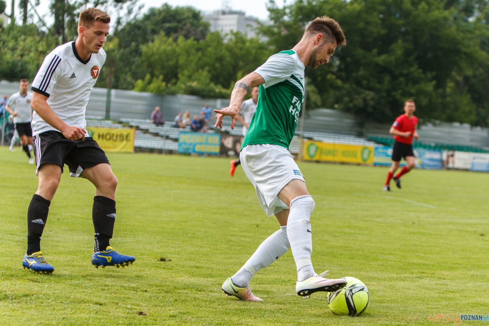 Pilka nozna. II liga. Warta Poznan - Garbarnia Krakow. 15.06.2016 Foto: Pawel Rychter Pilka nozna. II liga. Warta Poznan - Garbarnia Krakow. 15.06.2016 Foto: Pawel Rychter