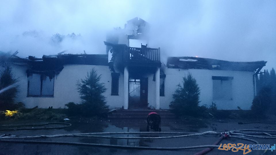 Pożar na Biskupińskiej Foto: OSP Suchy Las Pożar na Biskupińskiej Foto: OSP Suchy Las