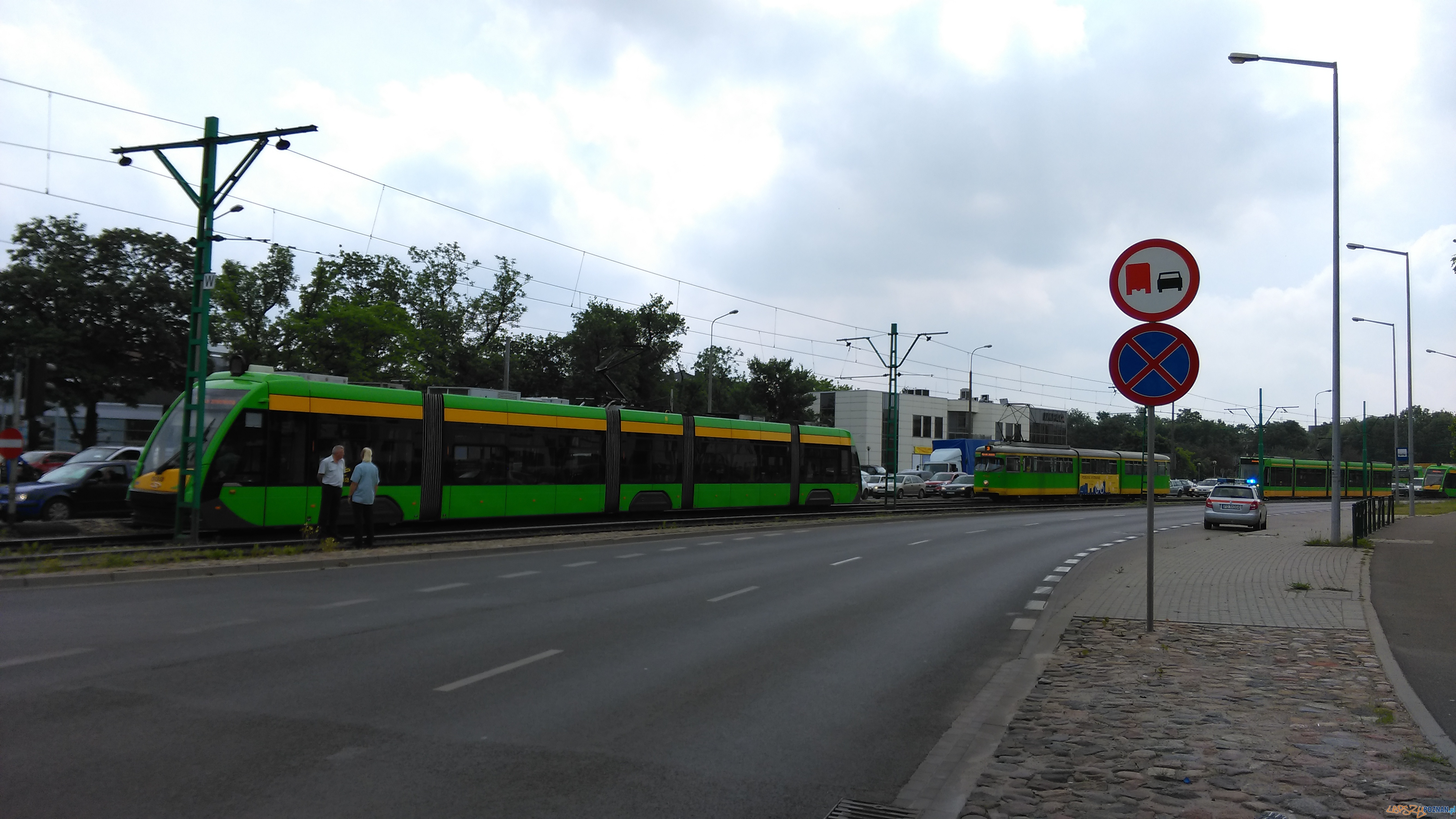 Wypadek na Jana Pawła II Foto: lepszyPOZNAN / TD Wypadek na Jana Pawła II Foto: lepszyPOZNAN / TD