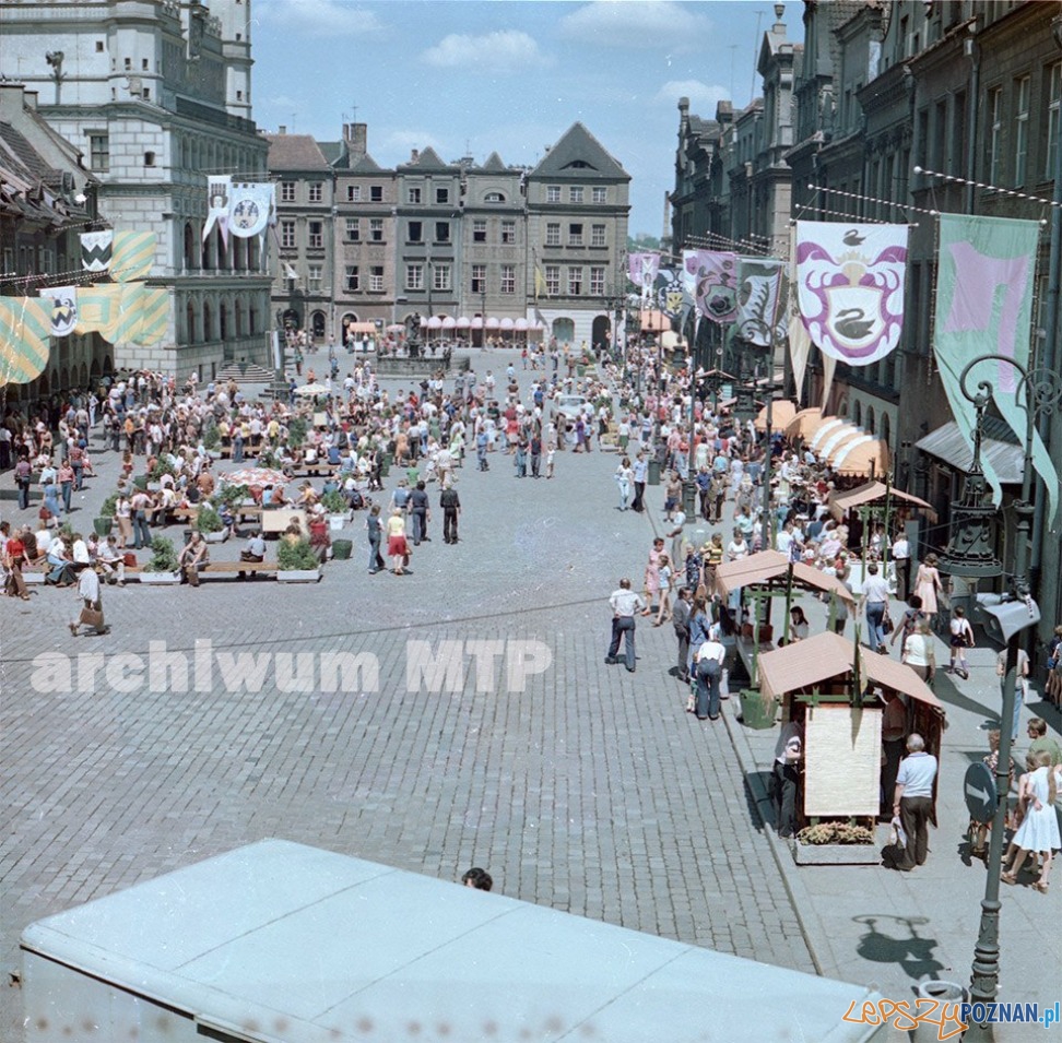 Jarmark Świętojański - 1978 Foto: Archiwum MTP Jarmark Świętojański - 1978 Foto: Archiwum MTP