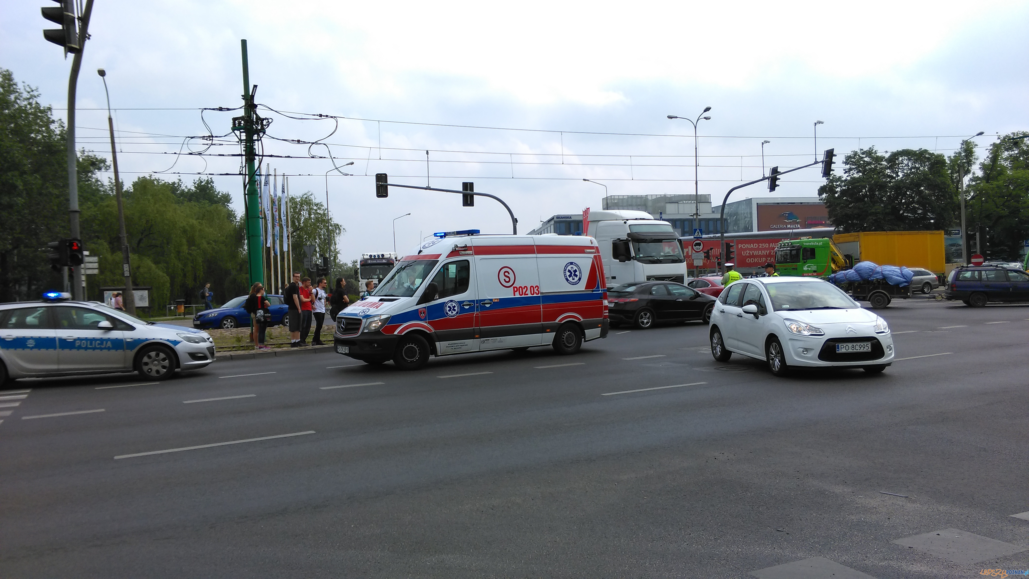 Wypadek na Jana Pawła II Foto: lepszyPOZNAN / TD Wypadek na Jana Pawła II Foto: lepszyPOZNAN / TD