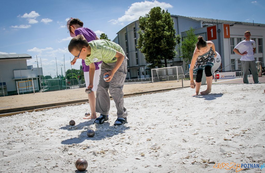 Lato na Targach (gra w bule) (1) Foto: Piotr Drzewiecki piotr0077@wp.pl Lato na Targach (gra w bule) (1) Foto: Piotr Drzewiecki piotr0077@wp.pl