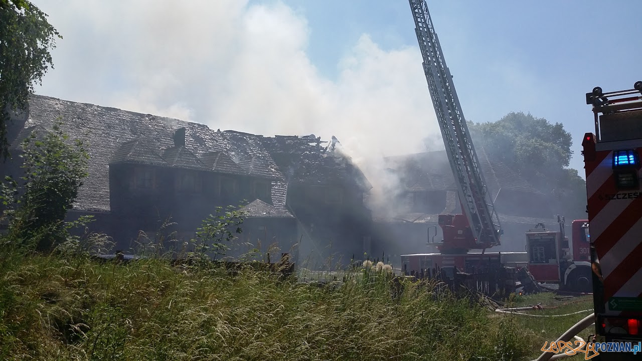 Płonie gospoda Młyńskie Koło Foto: lepszyPOZNAN / tab Płonie gospoda Młyńskie Koło Foto: lepszyPOZNAN / tab