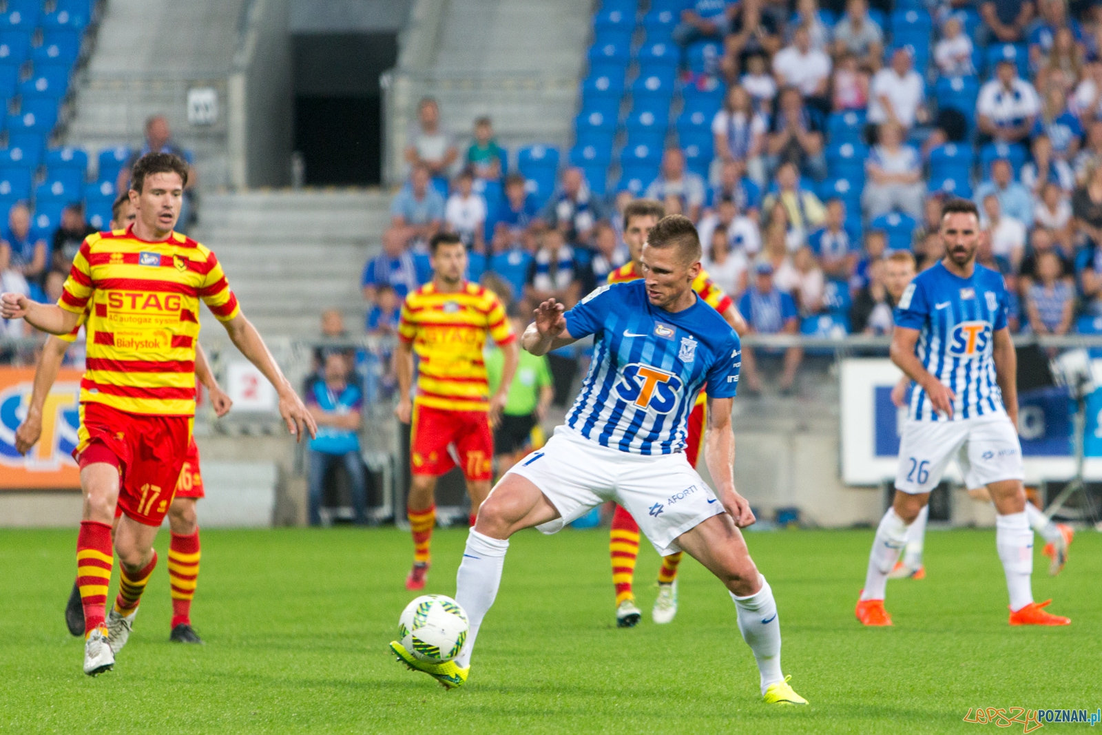 3. kolejka Lotto Ekstraklasy - Lech Poznań - Jagiellonia Biały Foto: lepszyPOZNAN.pl / Piotr Rychter 3. kolejka Lotto Ekstraklasy - Lech Poznań - Jagiellonia Biały Foto: lepszyPOZNAN.pl / Piotr Rychter