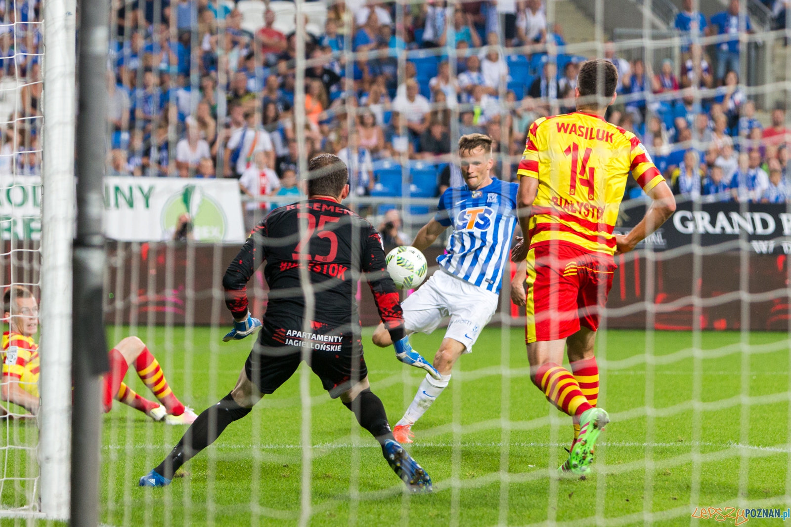 3. kolejka Lotto Ekstraklasy - Lech Poznań - Jagiellonia Biały Foto: lepszyPOZNAN.pl / Piotr Rychter 3. kolejka Lotto Ekstraklasy - Lech Poznań - Jagiellonia Biały Foto: lepszyPOZNAN.pl / Piotr Rychter