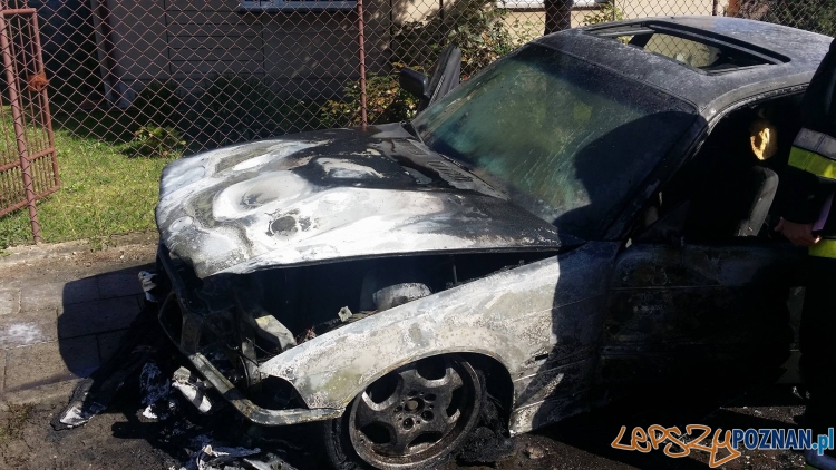 Płonący samochód Foto: OSP Luboń Płonący samochód Foto: OSP Luboń