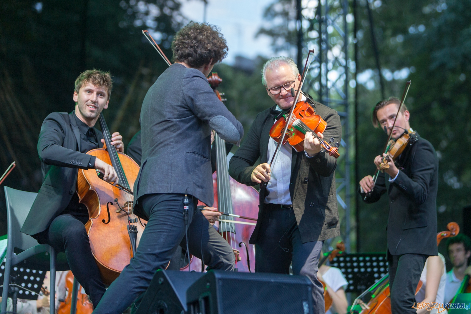 Młoda Polska Filharmonia i zespół Vołosi Foto: lepszyPOZNAN.pl / Piotr Rychter Młoda Polska Filharmonia i zespół Vołosi Foto: lepszyPOZNAN.pl / Piotr Rychter