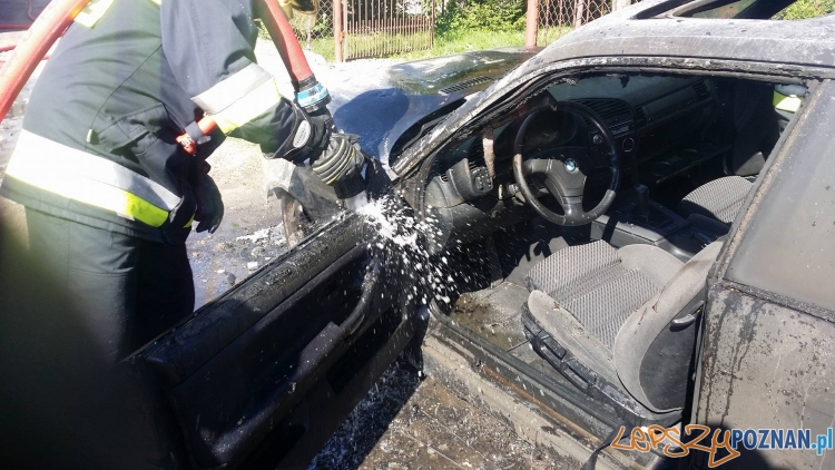 Płonący samochód Foto: OSP Luboń Płonący samochód Foto: OSP Luboń
