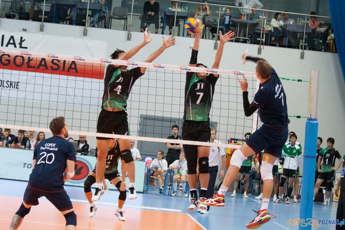 XII Memoriał Arkadiusza Gołasia (18.09.2016) Murowana Goślina Foto: © lepszyPOZNAN.pl / Karolina Kiraga XII Memoriał Arkadiusza Gołasia (18.09.2016) Murowana Goślina Foto: © lepszyPOZNAN.pl / Karolina Kiraga