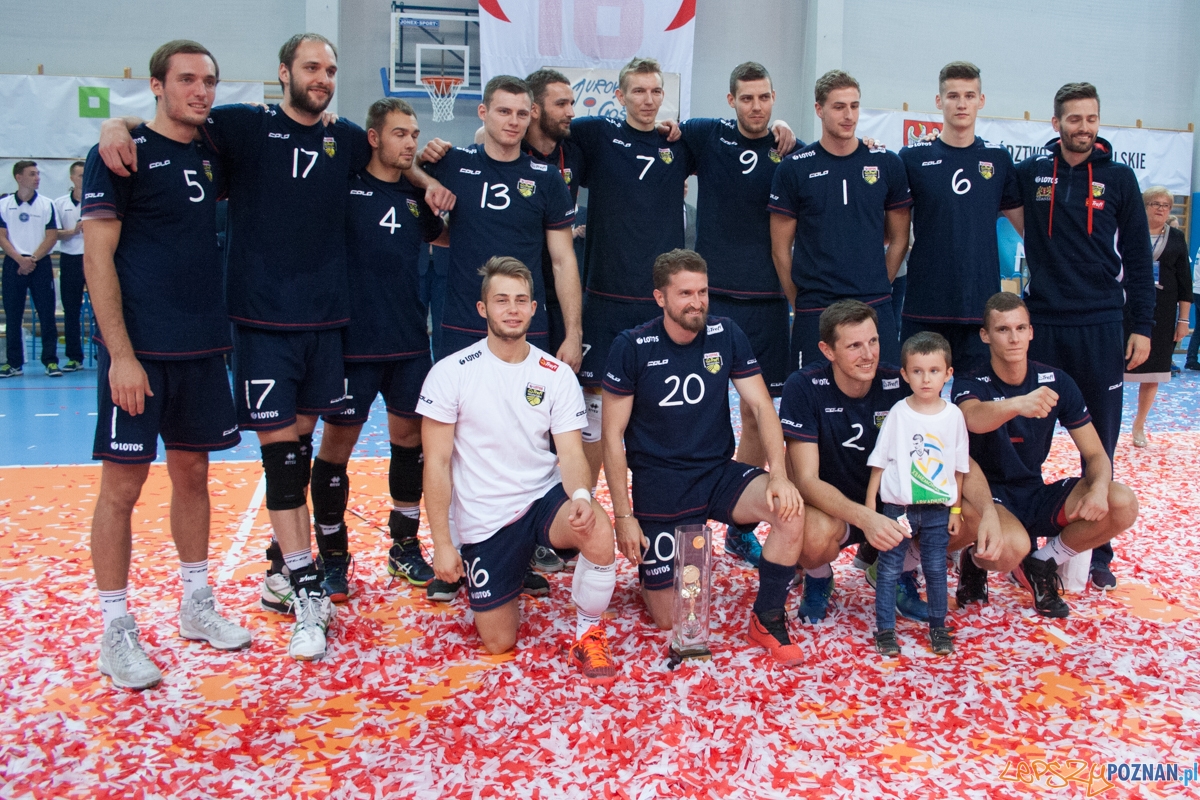 XII Memoriał Arkadiusza Gołasia (18.09.2016) Murowana Goślina Foto: © lepszyPOZNAN.pl / Karolina Kiraga XII Memoriał Arkadiusza Gołasia (18.09.2016) Murowana Goślina Foto: © lepszyPOZNAN.pl / Karolina Kiraga