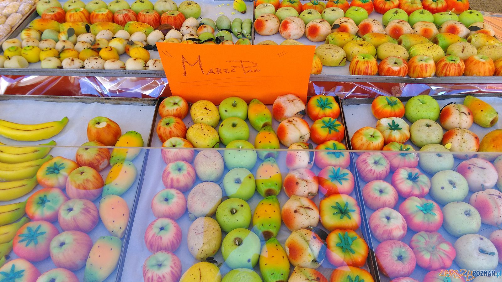 Włoski targ na Placu Wolności (9) Foto: TD Włoski targ na Placu Wolności (9) Foto: TD