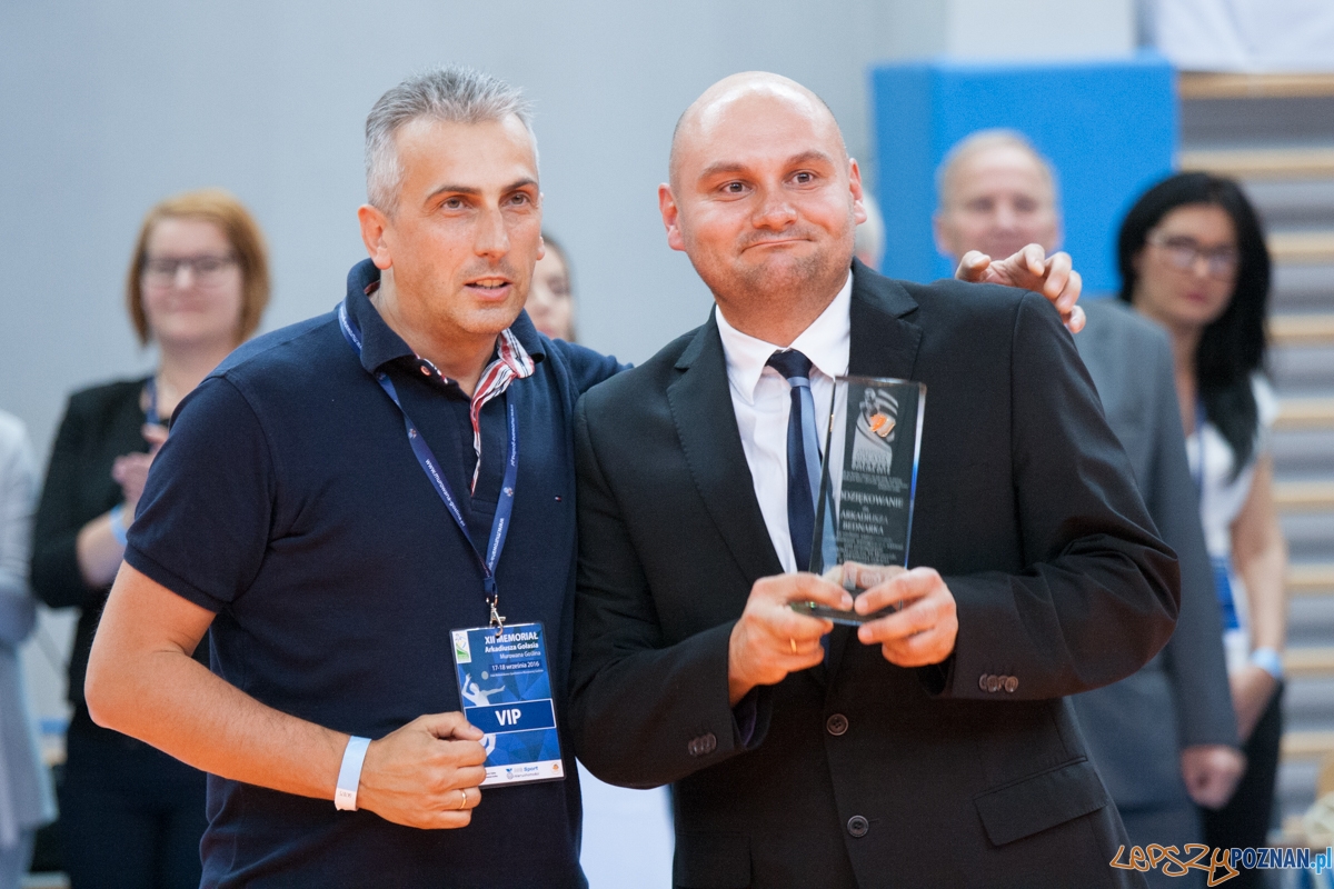 XII Memoriał Arkadiusza Gołasia (18.09.2016) Murowana Goślina Foto: © lepszyPOZNAN.pl / Karolina Kiraga XII Memoriał Arkadiusza Gołasia (18.09.2016) Murowana Goślina Foto: © lepszyPOZNAN.pl / Karolina Kiraga