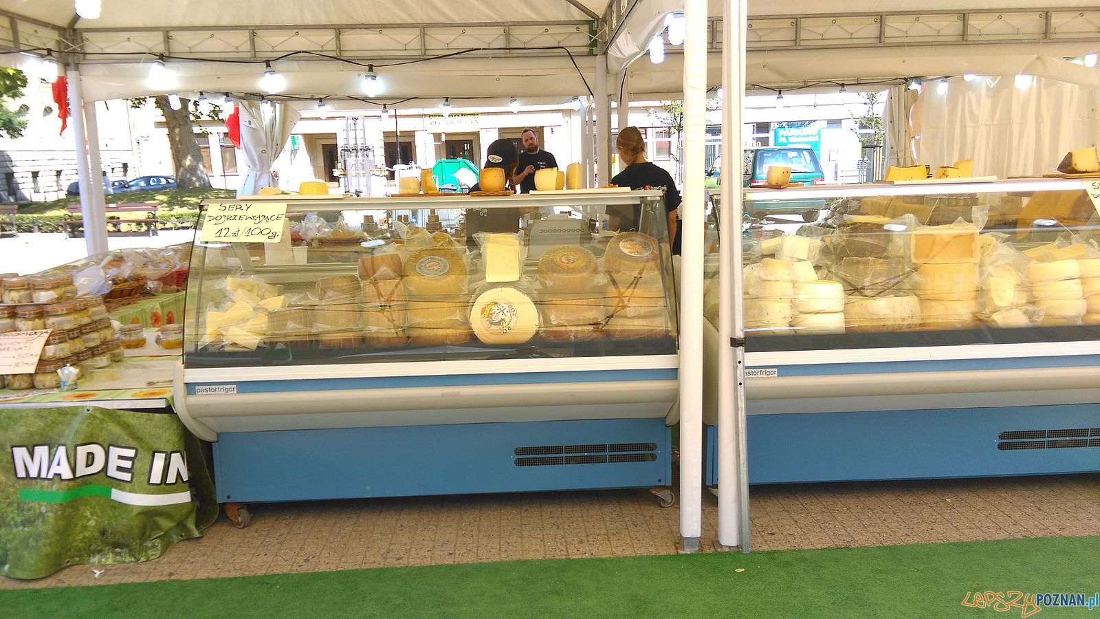 Włoski targ na Placu Wolności (2) Foto: TD Włoski targ na Placu Wolności (2) Foto: TD