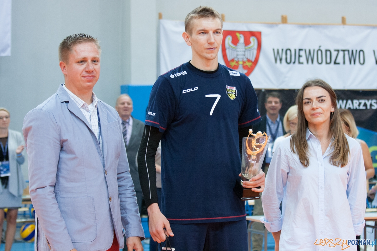 XII Memoriał Arkadiusza Gołasia (18.09.2016) Murowana Goślina Foto: © lepszyPOZNAN.pl / Karolina Kiraga XII Memoriał Arkadiusza Gołasia (18.09.2016) Murowana Goślina Foto: © lepszyPOZNAN.pl / Karolina Kiraga