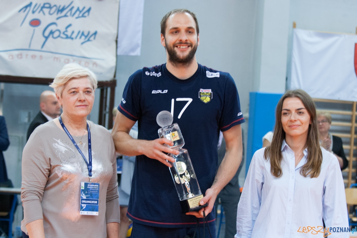 XII Memoriał Arkadiusza Gołasia (18.09.2016) Murowana Goślina Foto: © lepszyPOZNAN.pl / Karolina Kiraga XII Memoriał Arkadiusza Gołasia (18.09.2016) Murowana Goślina Foto: © lepszyPOZNAN.pl / Karolina Kiraga