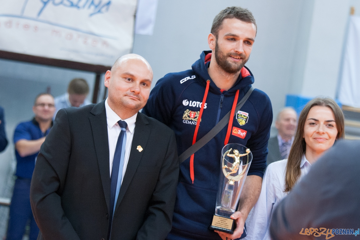 XII Memoriał Arkadiusza Gołasia (18.09.2016) Murowana Goślina Foto: © lepszyPOZNAN.pl / Karolina Kiraga XII Memoriał Arkadiusza Gołasia (18.09.2016) Murowana Goślina Foto: © lepszyPOZNAN.pl / Karolina Kiraga