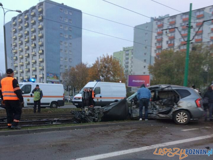 Poważny wypadek na Hetmańskiej Foto: twitter / Krzysztof Poważny wypadek na Hetmańskiej Foto: twitter / Krzysztof