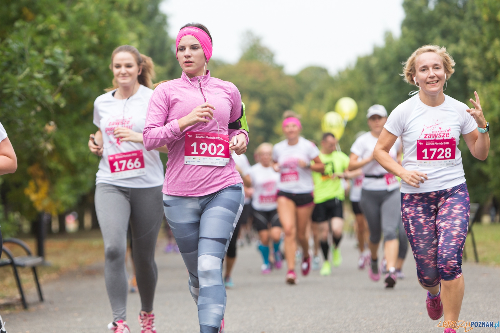 2 Bieg Kobiet ZAWSZE PIER(W)SI 2016 Foto: lepszyPOZNAN.pl / Piotr Rychter 2 Bieg Kobiet ZAWSZE PIER(W)SI 2016 Foto: lepszyPOZNAN.pl / Piotr Rychter