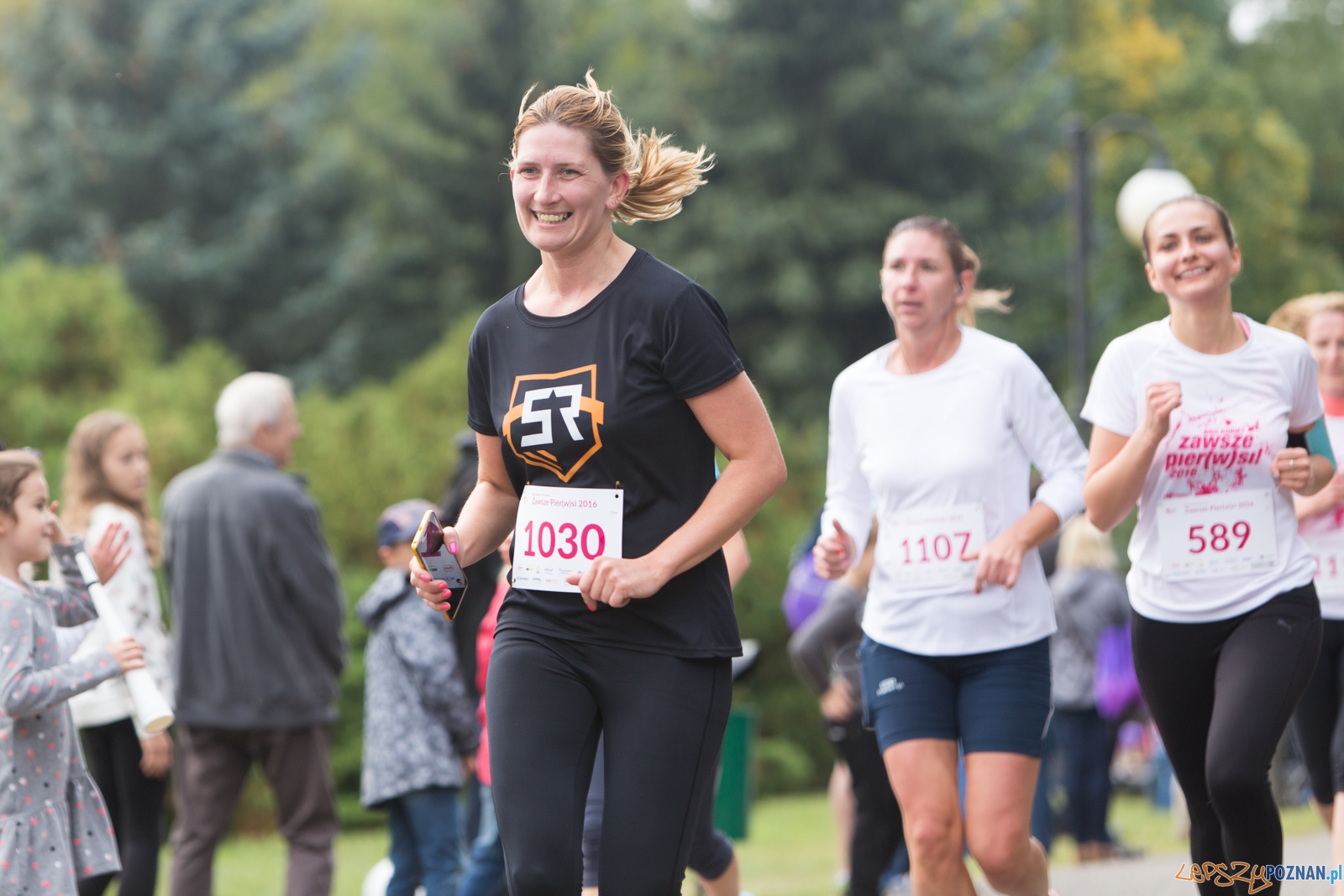 2 Bieg Kobiet ZAWSZE PIER(W)SI 2016 Foto: lepszyPOZNAN.pl / Piotr Rychter 2 Bieg Kobiet ZAWSZE PIER(W)SI 2016 Foto: lepszyPOZNAN.pl / Piotr Rychter