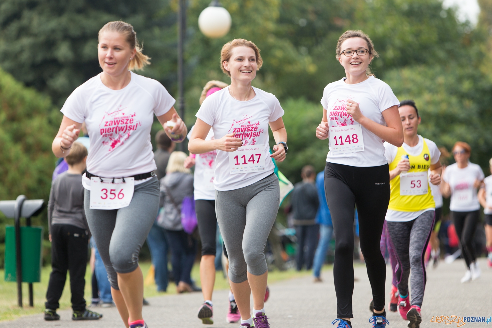 2 Bieg Kobiet ZAWSZE PIER(W)SI 2016 Foto: lepszyPOZNAN.pl / Piotr Rychter 2 Bieg Kobiet ZAWSZE PIER(W)SI 2016 Foto: lepszyPOZNAN.pl / Piotr Rychter