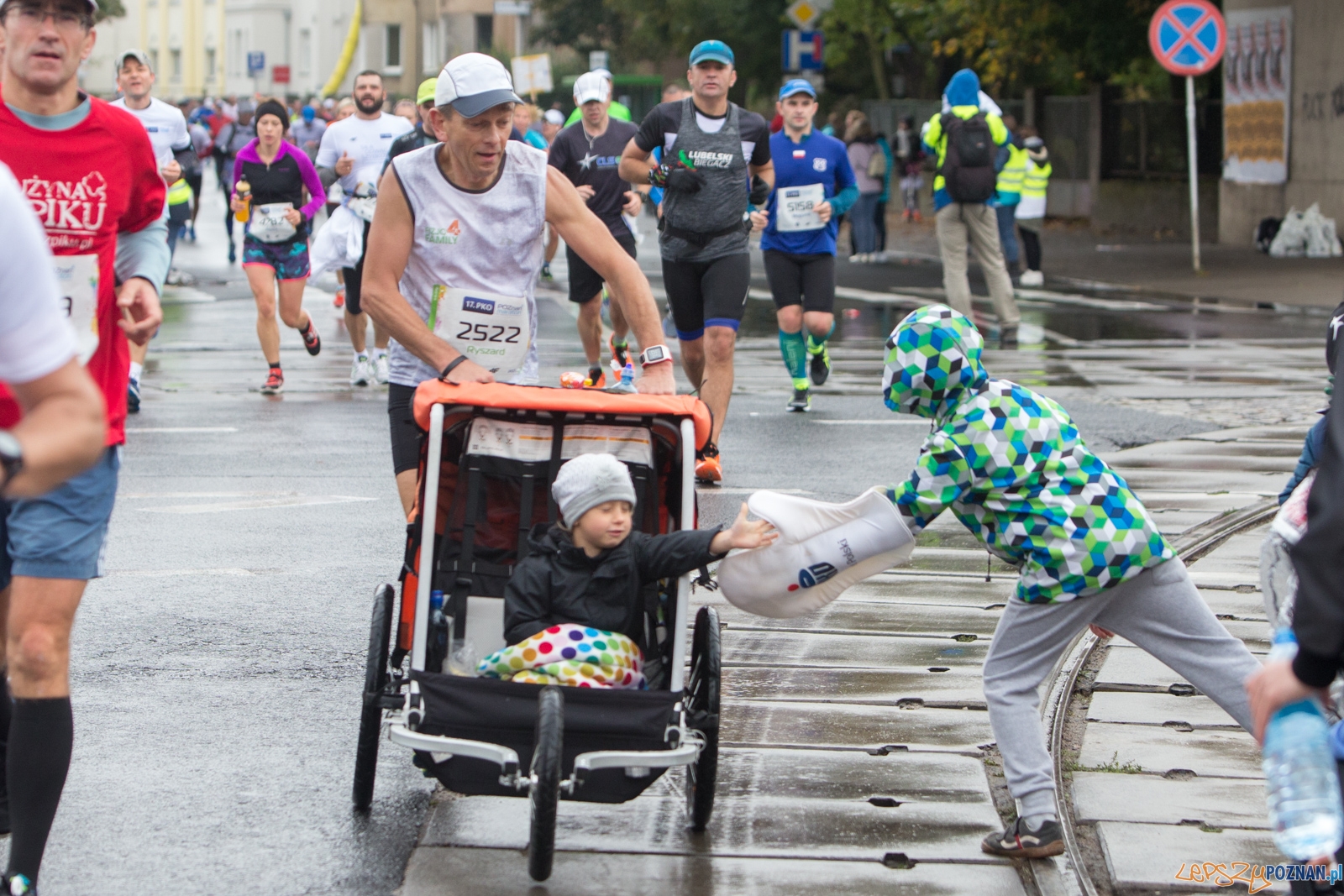 17. PKO Poznań Maraton Foto: lepszyPOZNAN.pl / Piotr Rychter 17. PKO Poznań Maraton Foto: lepszyPOZNAN.pl / Piotr Rychter