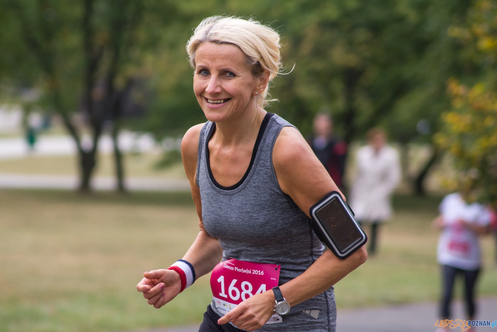 II Bieg Kobiet Zawsze PIER(W)SI 2016 Foto: Ewelina Jaśkowiak II Bieg Kobiet Zawsze PIER(W)SI 2016 Foto: Ewelina Jaśkowiak