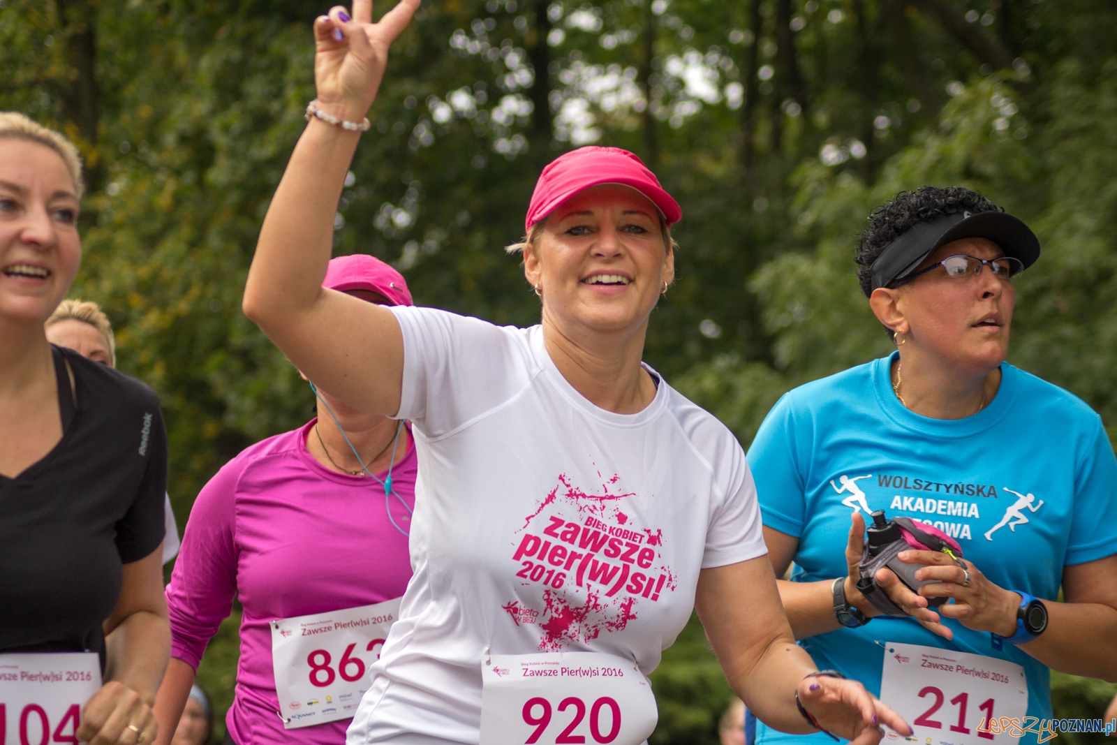 II Bieg Kobiet Zawsze PIER(W)SI 2016 Foto: Ewelina Jaśkowiak II Bieg Kobiet Zawsze PIER(W)SI 2016 Foto: Ewelina Jaśkowiak