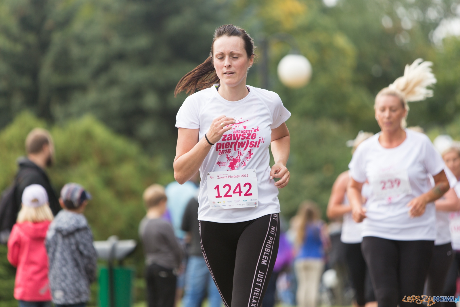 2 Bieg Kobiet ZAWSZE PIER(W)SI 2016 Foto: lepszyPOZNAN.pl / Piotr Rychter 2 Bieg Kobiet ZAWSZE PIER(W)SI 2016 Foto: lepszyPOZNAN.pl / Piotr Rychter